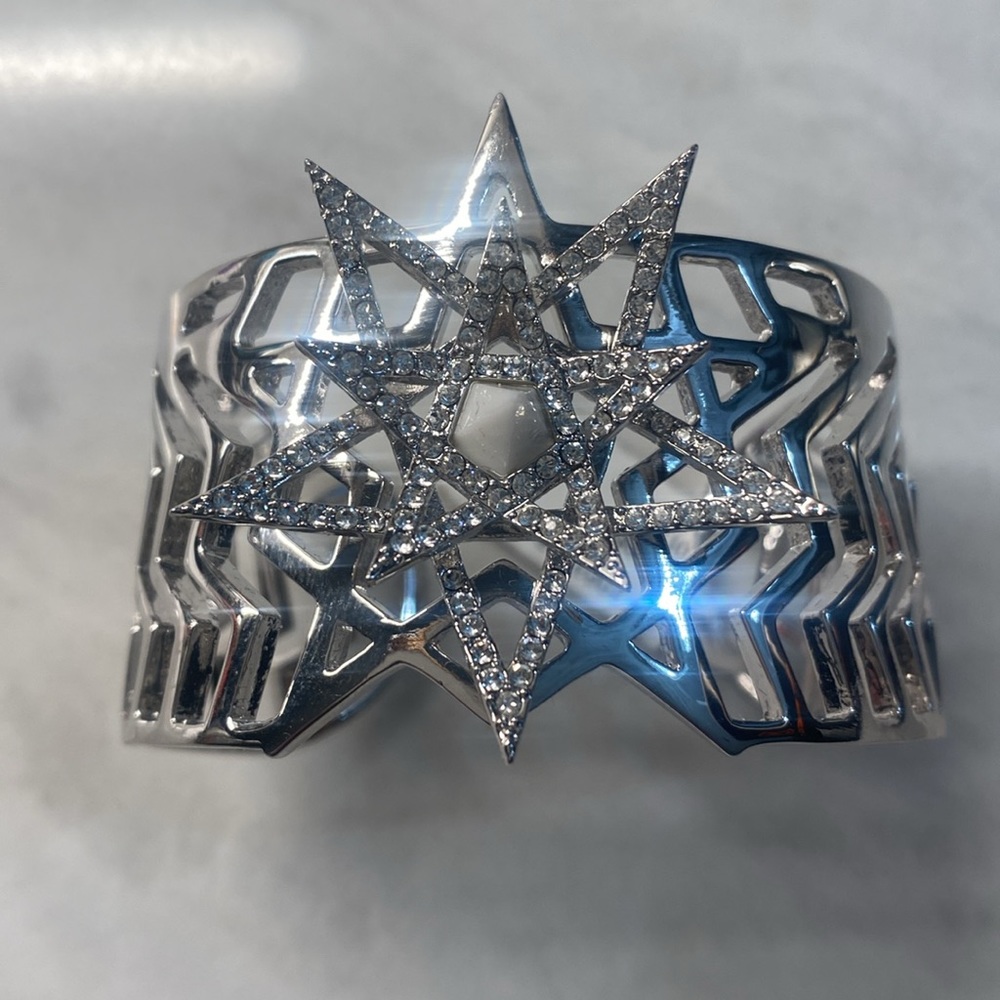 Eddie Borgo cuff bracelet - Picture 2 of 2